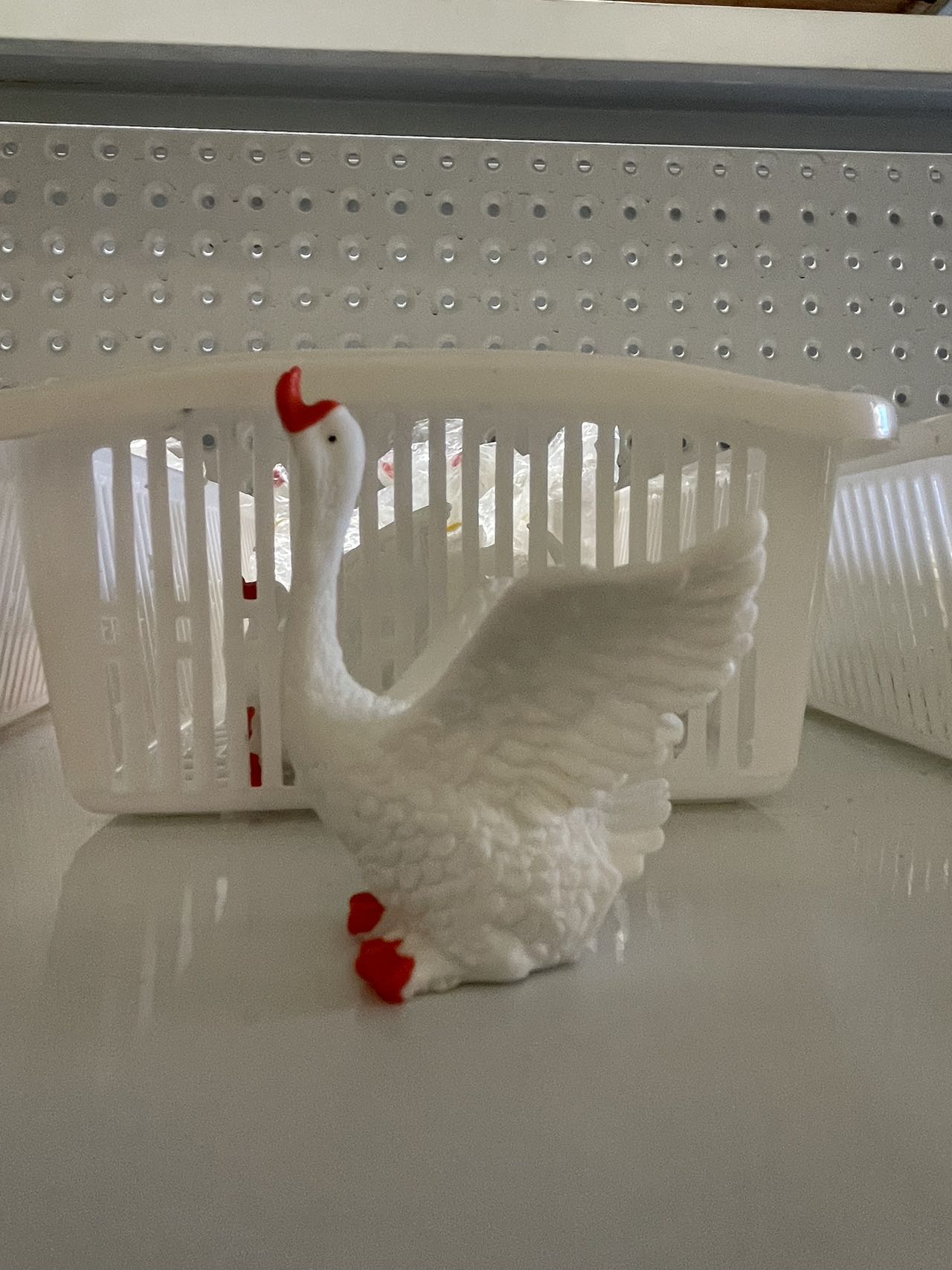 Swan Miniature Fairy Garden Animal Figurine – Resin Animal Decoration for Fairy Gardens