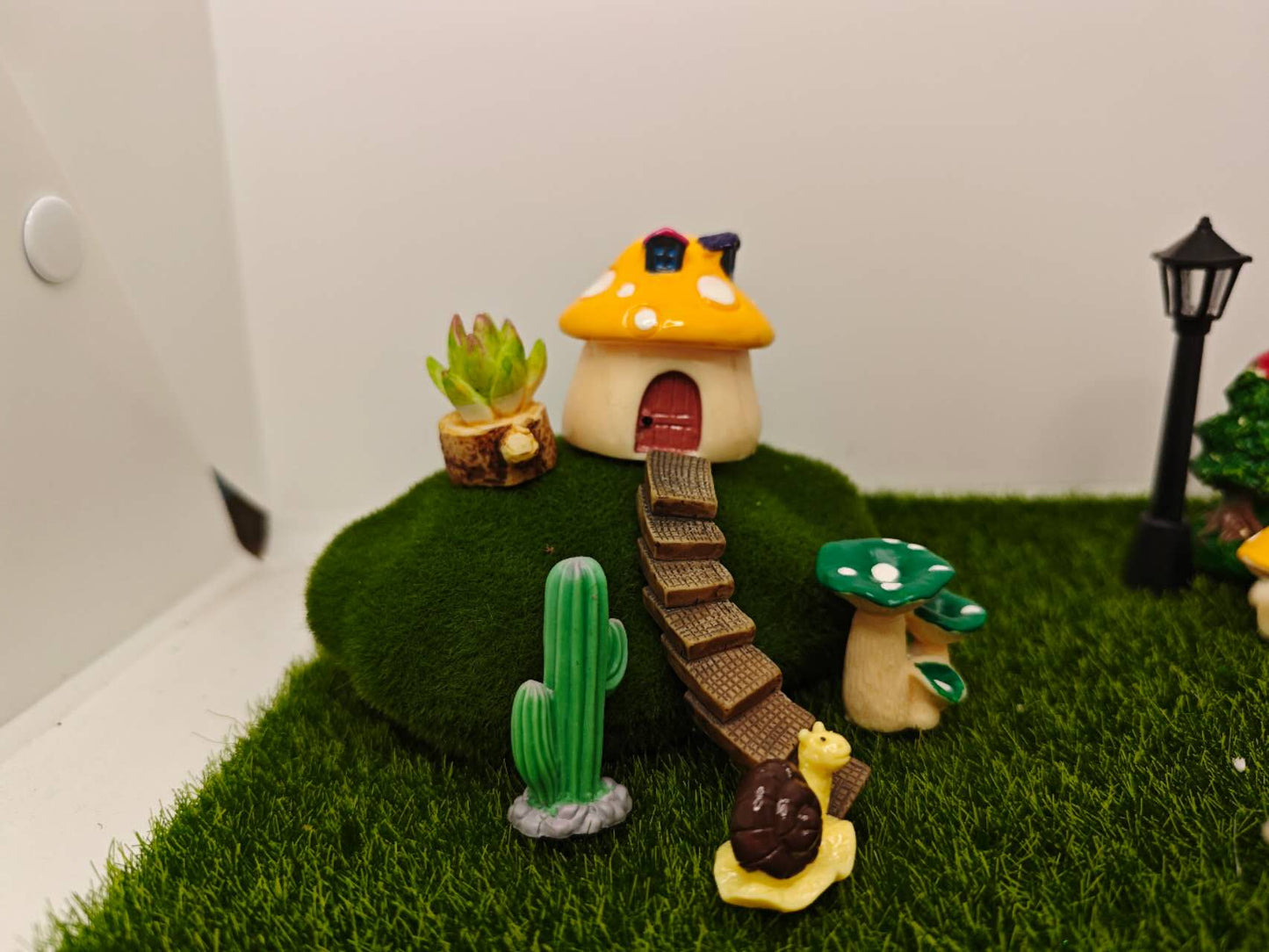 24Pcs Fairy Garden Kit Set Outdoor Decor Fairy Garden Accessories