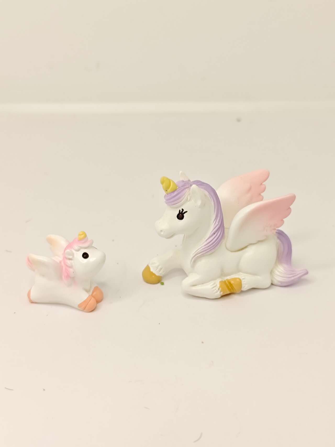 Fairy Garden Kit – 20 PCS Miniature Set with Fairy House, Mushroom, Trees, Unicorns & Fairies