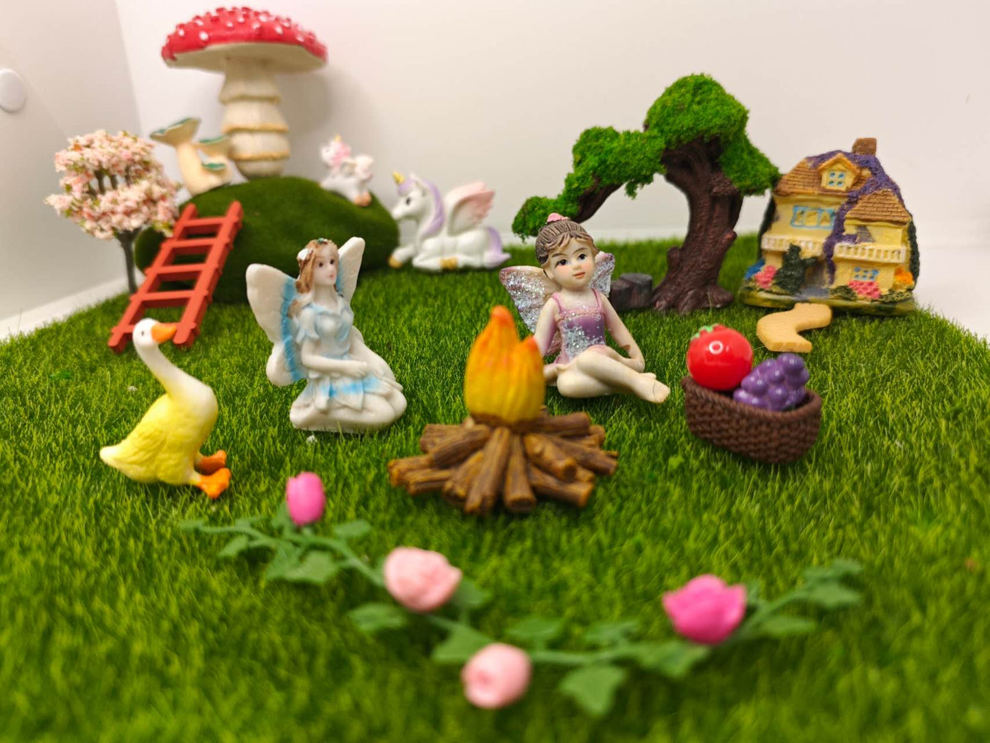 Fairy Garden Kit – 20 PCS Miniature Set with Fairy House, Mushroom, Trees, Unicorns & Fairies