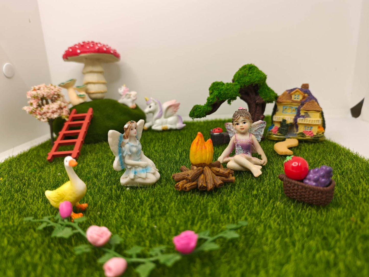 Fairy Garden Kit – 20 PCS Miniature Set with Fairy House, Mushroom, Trees, Unicorns & Fairies