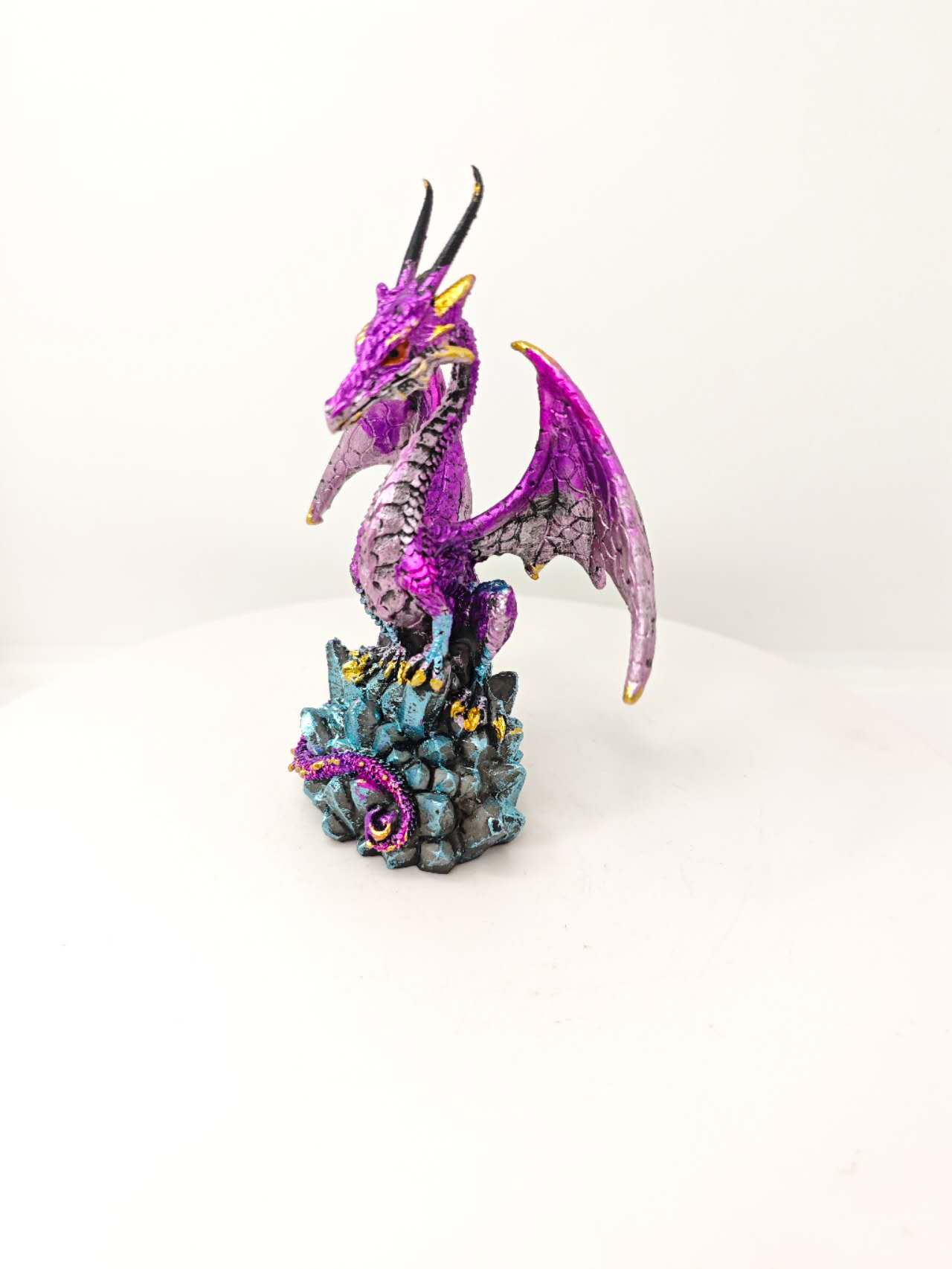 Mystical Resin Dragon Figure Statue Home & Office Decor indoor outdoor