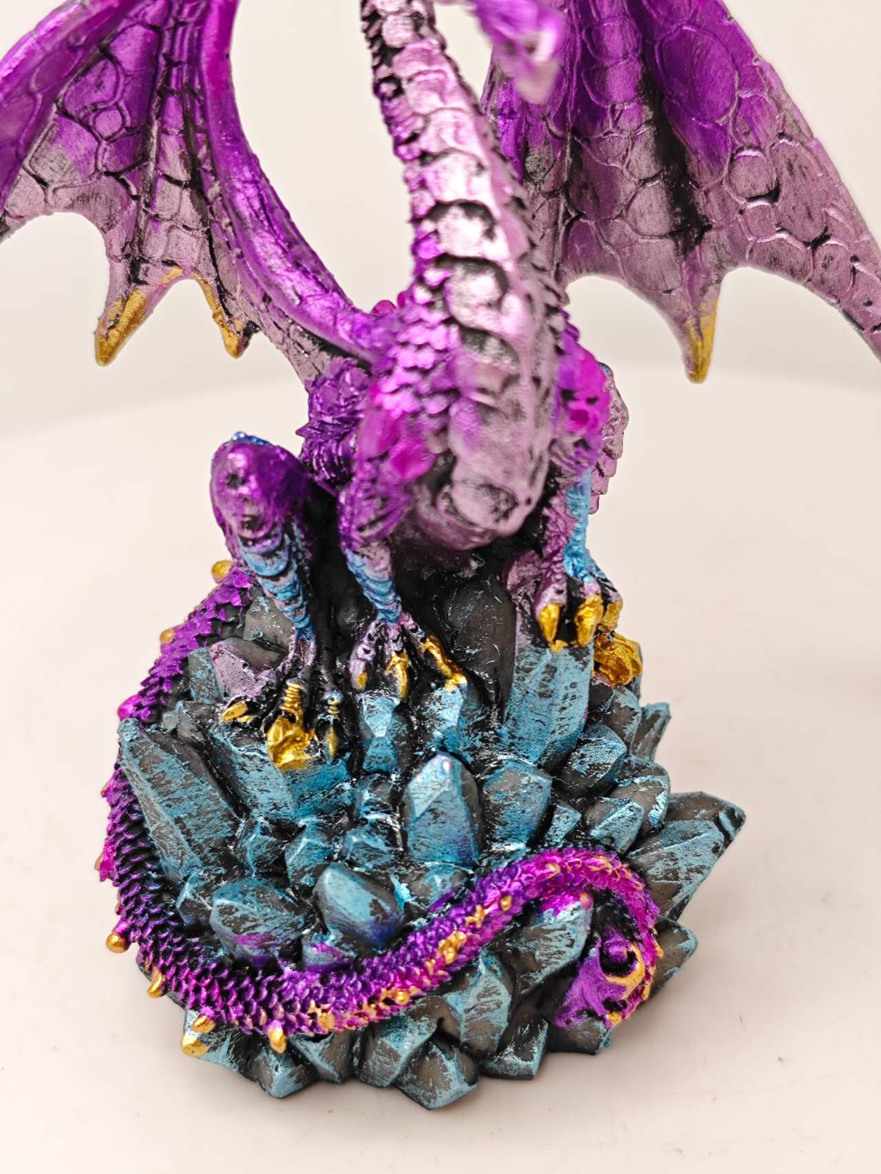 Mystical Resin Dragon Figure Statue Home & Office Decor indoor outdoor