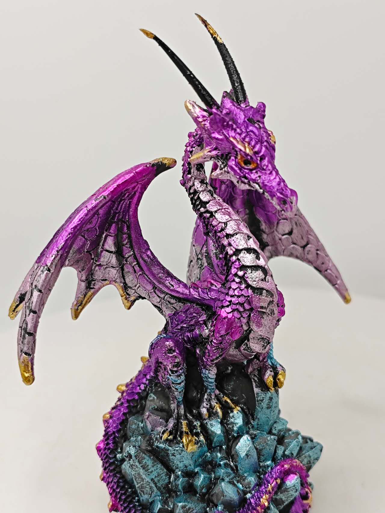 Mystical Resin Dragon Figure Statue Home & Office Decor indoor outdoor