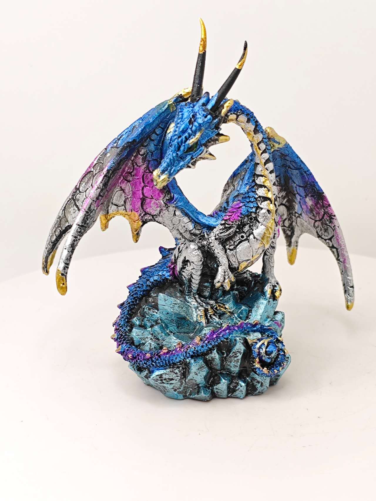 Mystical Resin Dragon Figure Statue Home & Office Decor indoor outdoor