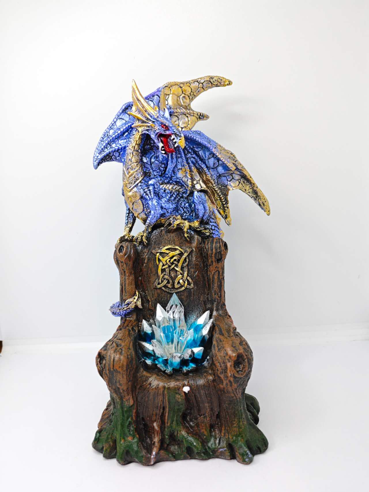 LED Blue Dragon on Crystal Throne Figure Statue Home Office Decor indoor