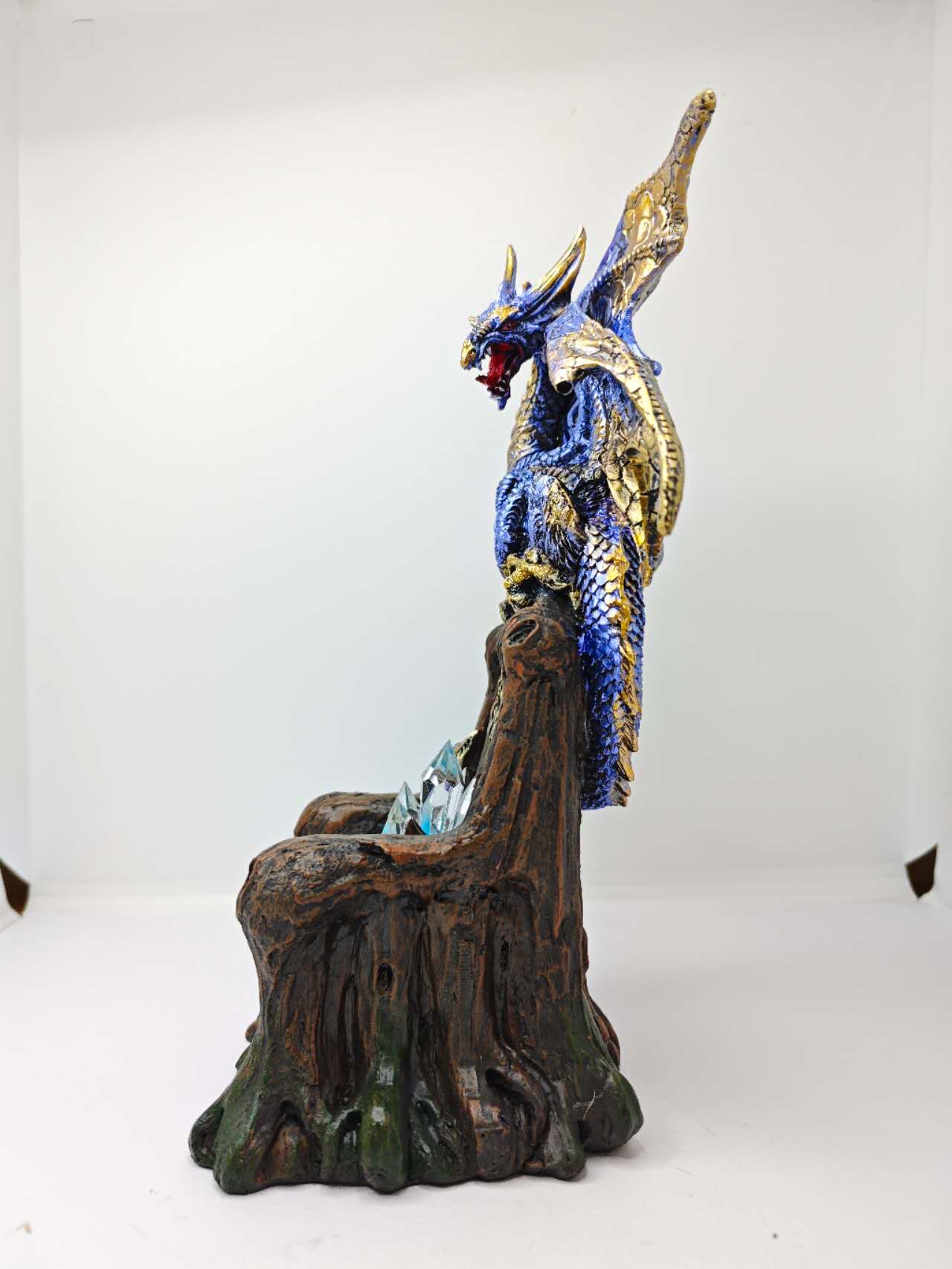 LED Blue Dragon on Crystal Throne Figure Statue Home Office Decor indoor
