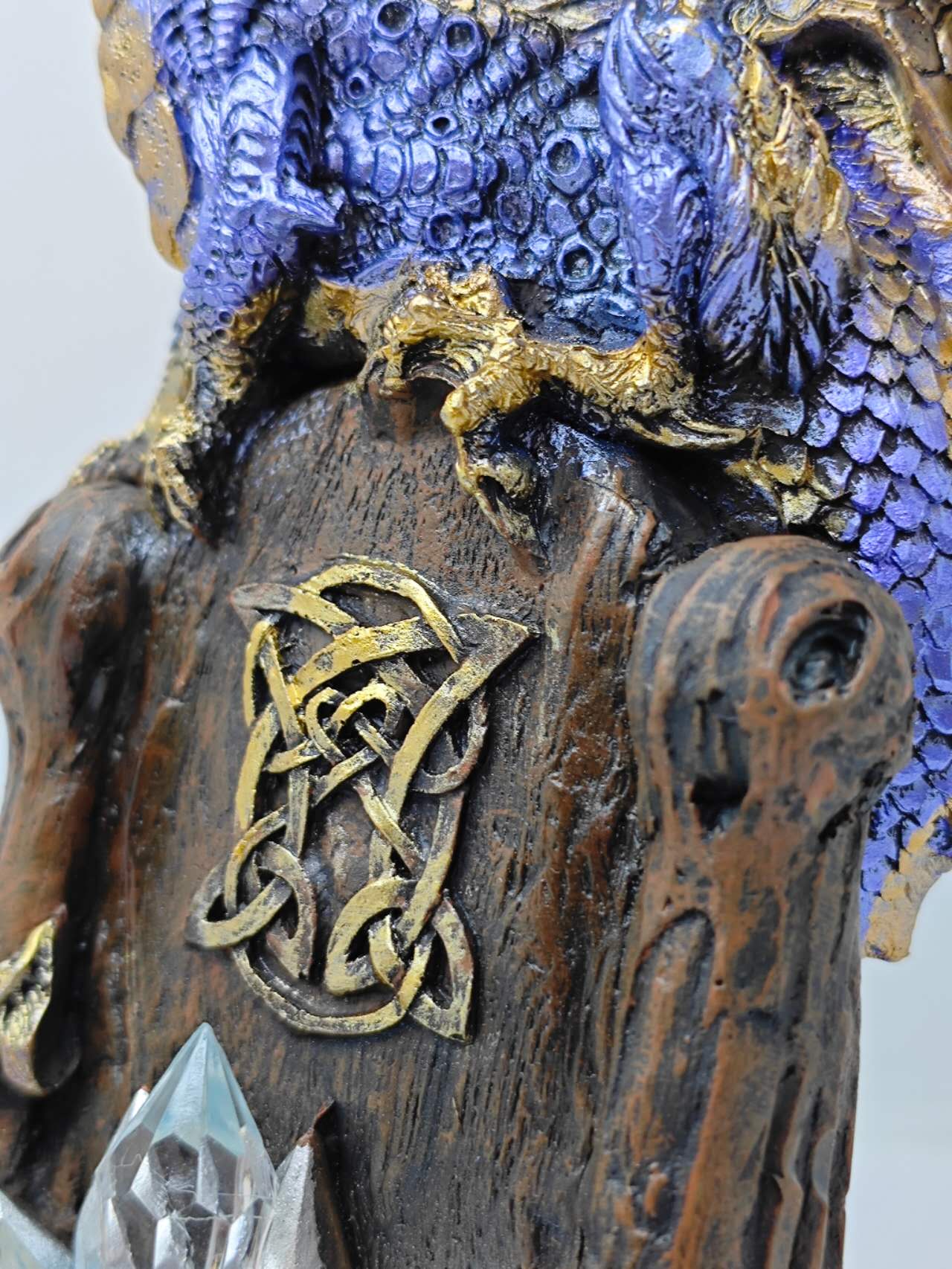 LED Blue Dragon on Crystal Throne Figure Statue Home Office Decor indoor