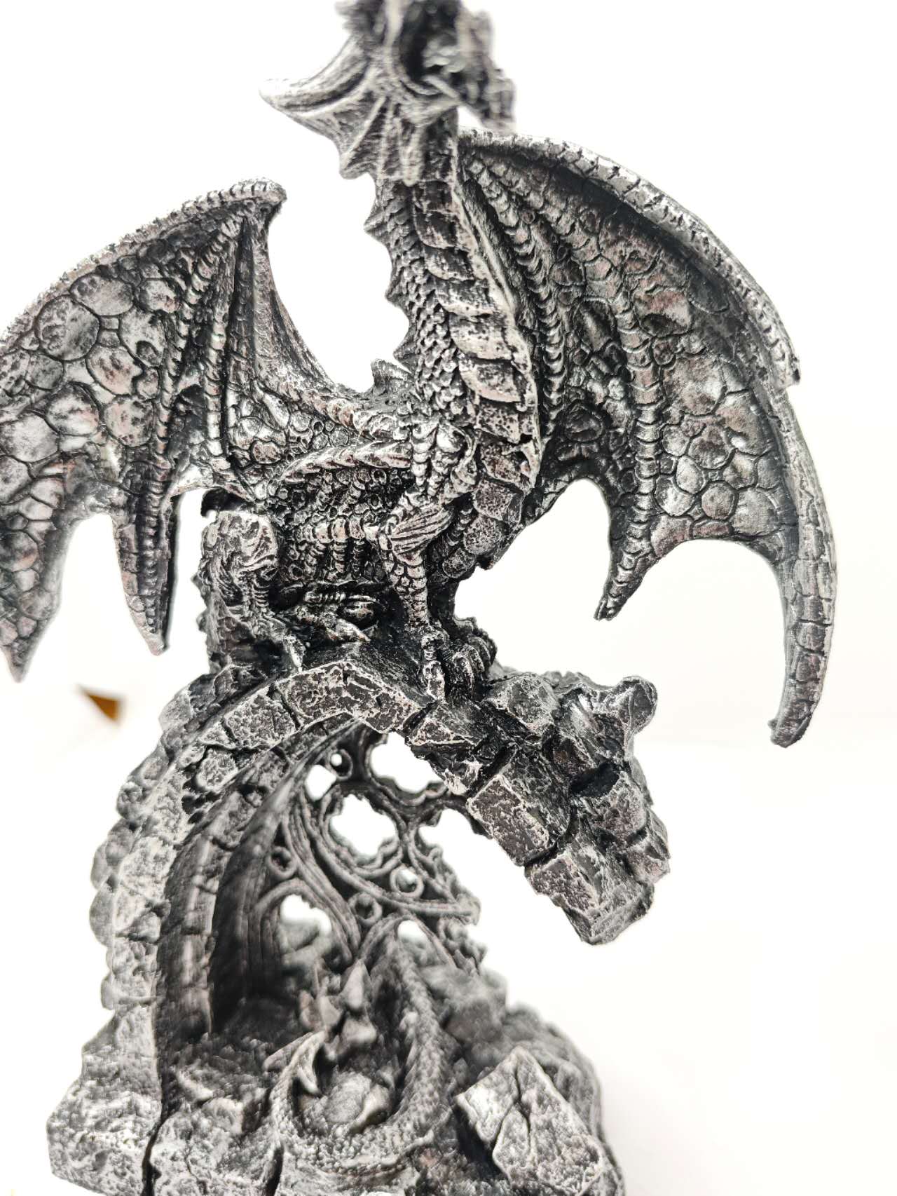 Gothic Stone Dragon Statue Medieval Ruins Fantasy Figurine Indoor Outdoor Decor