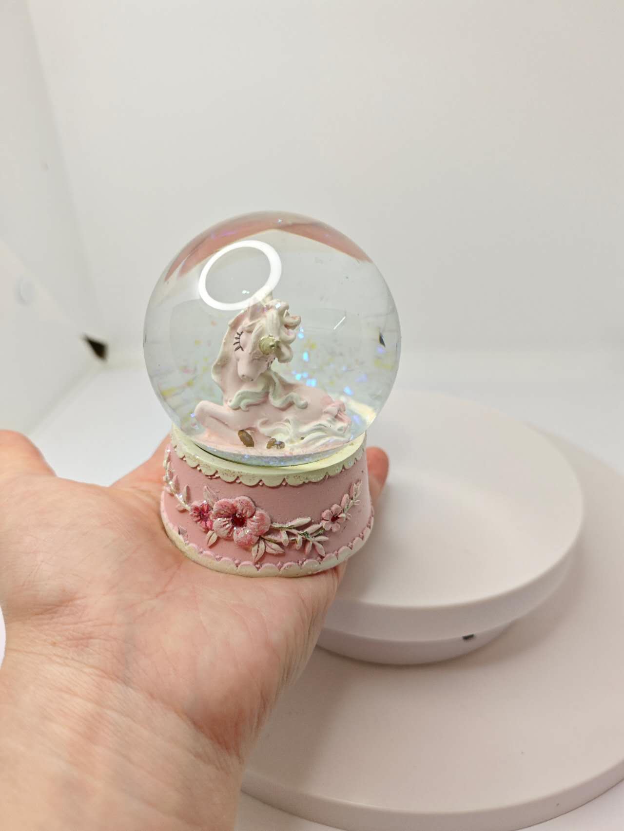Unicorn Globe – Pink Base Fantasy Crystal Ball Desktop Decor Gift