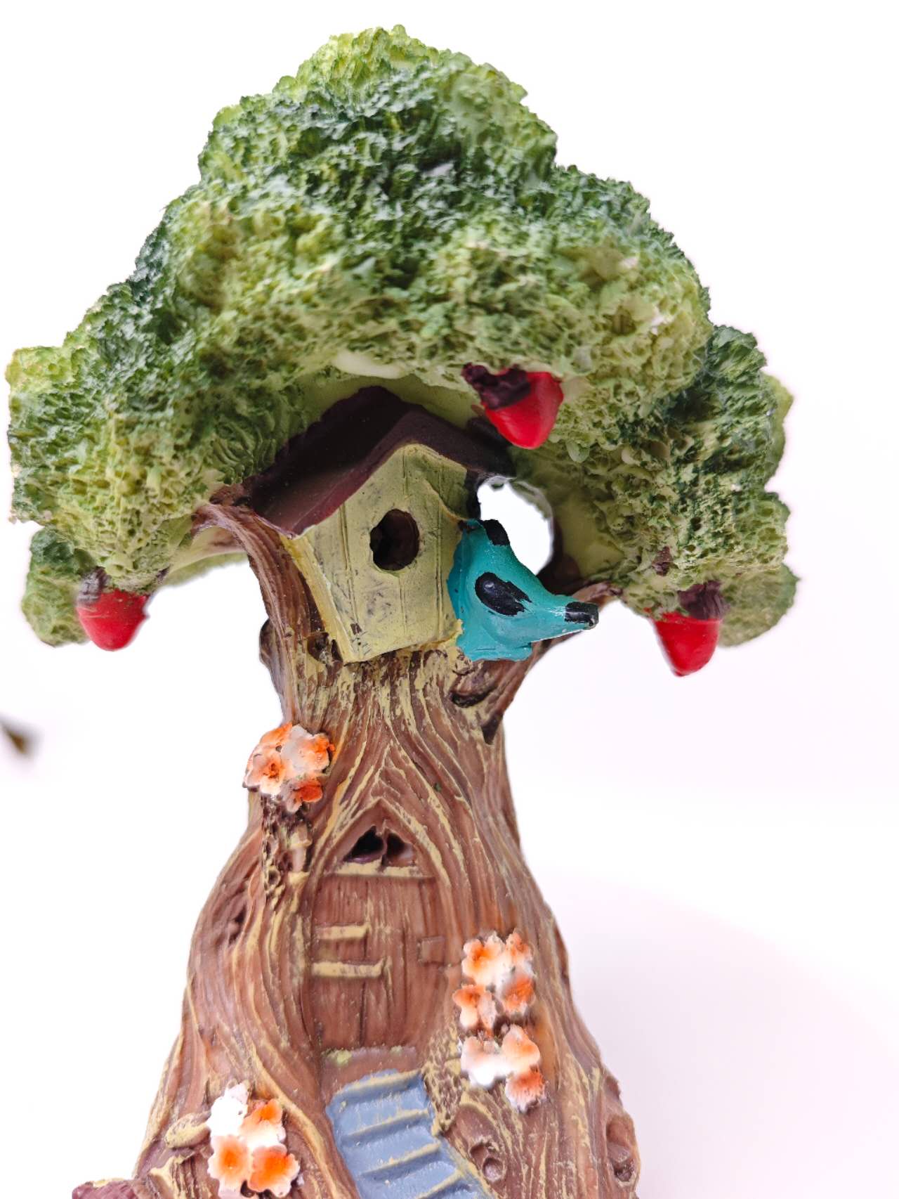 Miniature Resin Treehouse Figurine – Fairy Garden Decoration