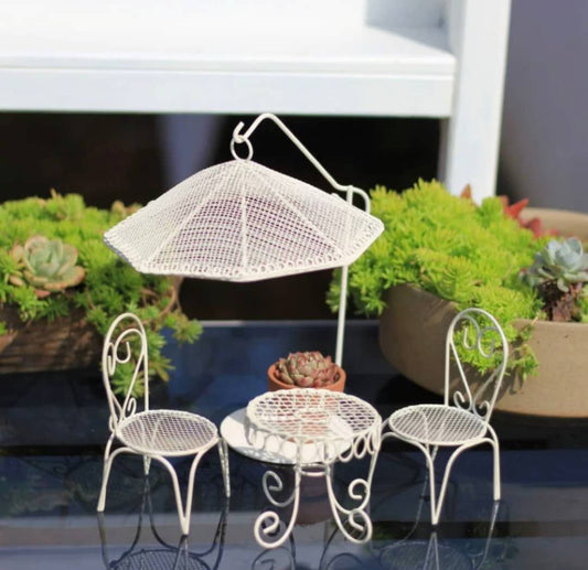 Fairy Garden Accessories Table and chair Umbrella