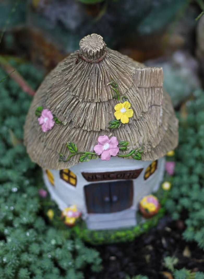 6PCS Thatch Fairy Garden Kits Fairy Garden Decorations Set