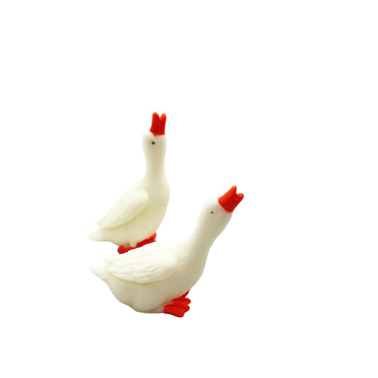 Goose Miniature Fairy Garden Animal Figurine – Resin Animal Decoration for Fairy Gardens