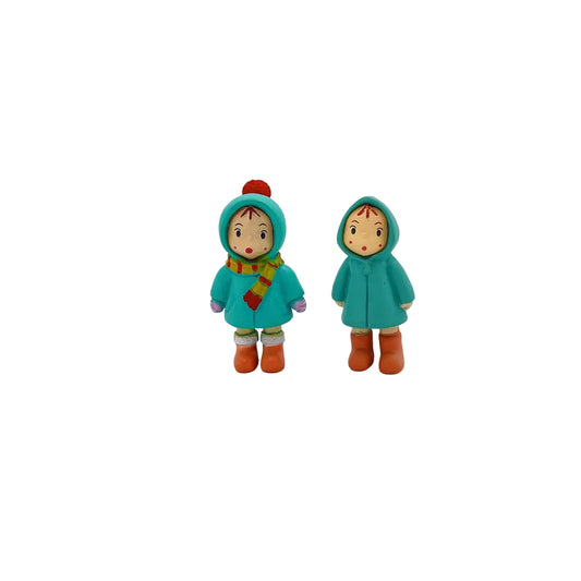 Fairy Garden Figurines Little Girl Raincoat Girl Resin Decoration for Fairy Gardens & Miniature Displays