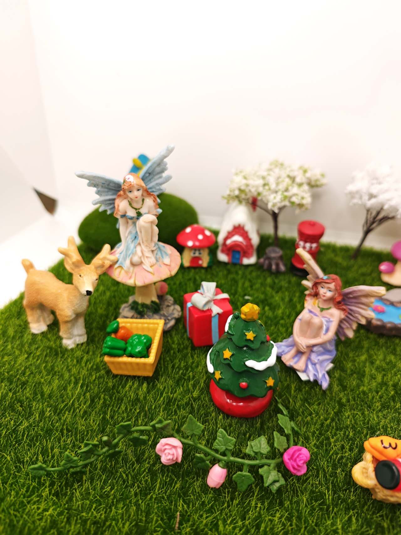 36PCs Christmas Gift Fairy Garden Kits Sets Fairy Garden Accessories