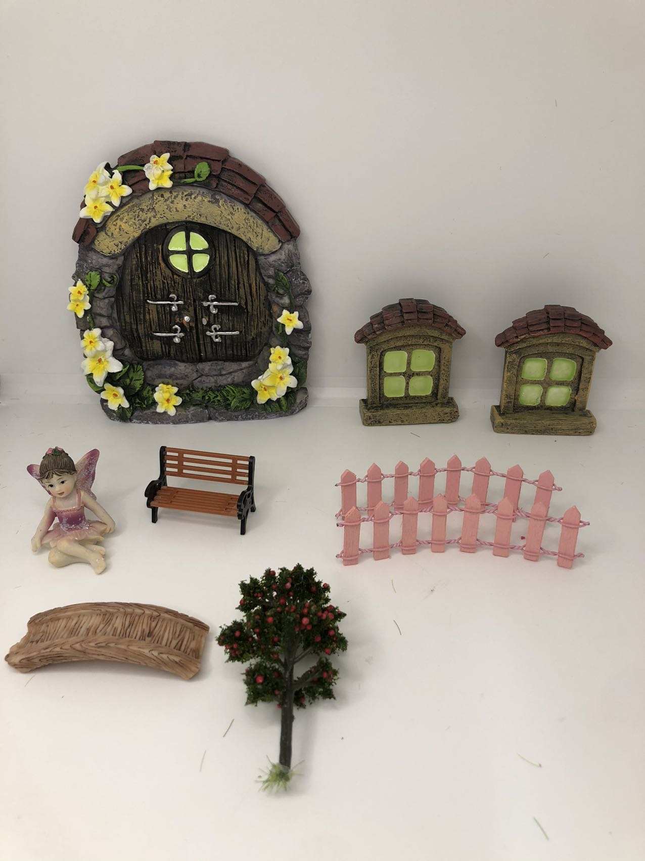 9Pcs Fairy Garden Accessories Kit Glow in the Dark Door Windows Outdoor Decor