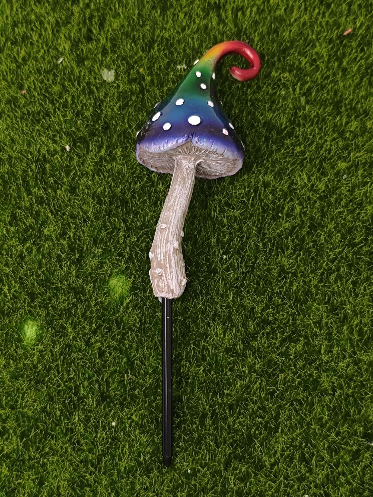 Fairy Garden Accessories Metallic Mushroom with Swirl Garden Stake