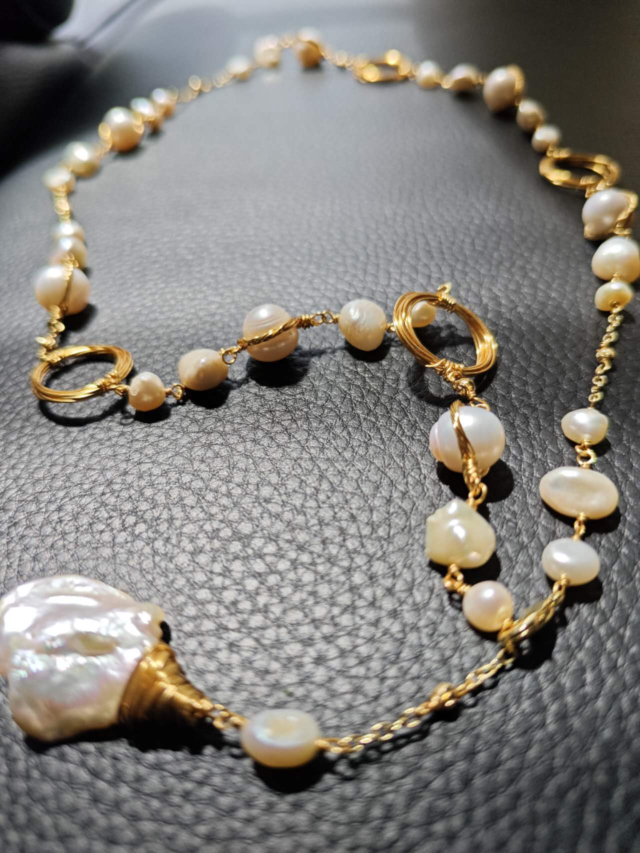 Baroque Pearl Chain: A Statement of Timeless Elegance