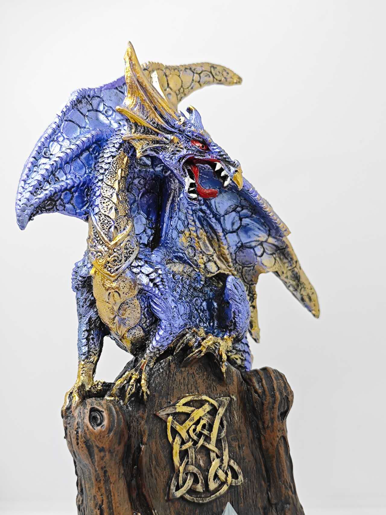 LED Blue Dragon on Crystal Throne Figure Statue Home Office Decor indoor