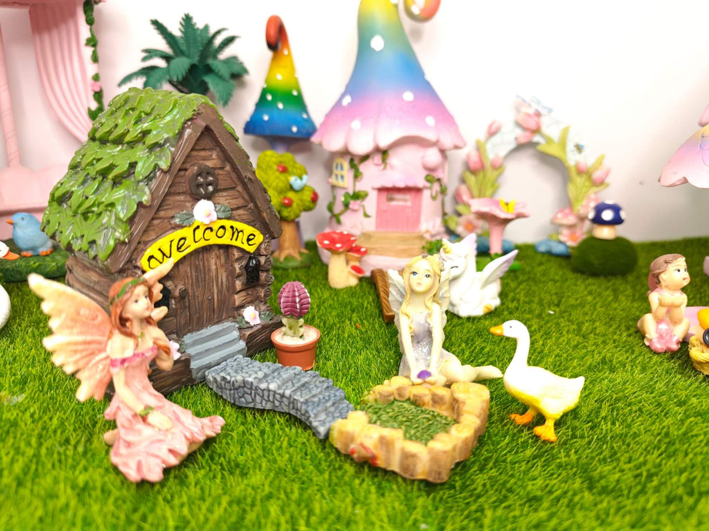 Deluxe Fairy Garden Kits (38 Pcs)