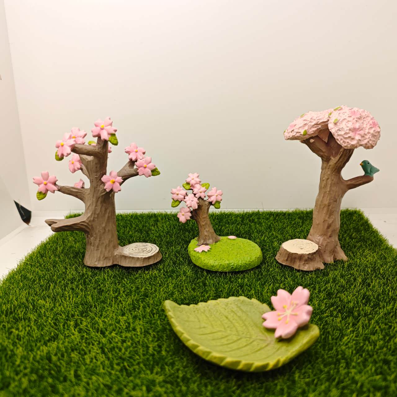 Fairy garden accessories Blossom tree leaf