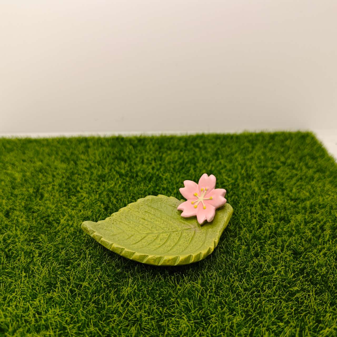 Fairy garden accessories Blossom tree leaf