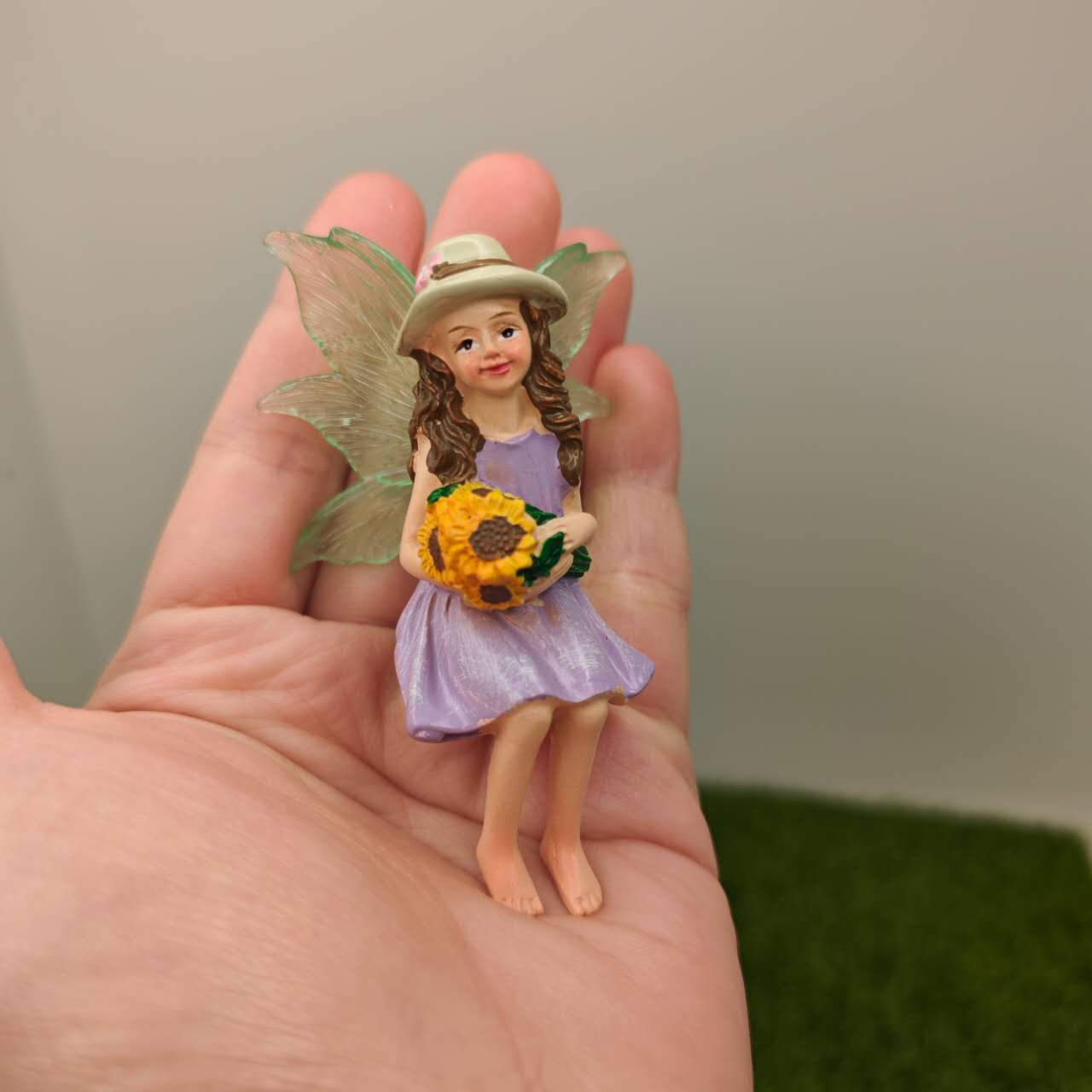 Fairy garden kits Figurines fairy with teapot