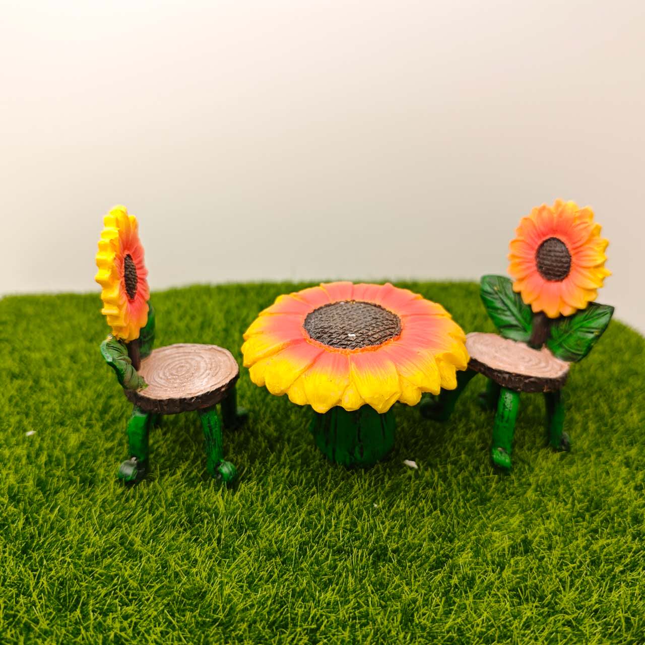 Sunflower table and chair fairy garden accessories