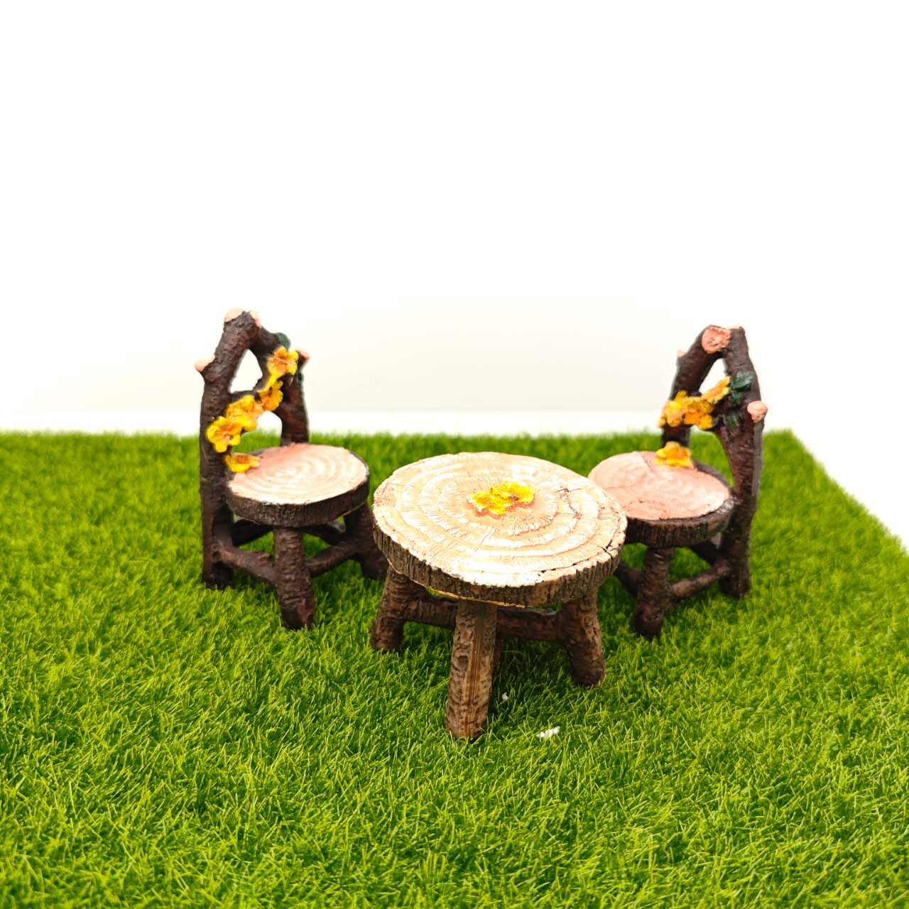Fairy Garden Accessories Table Chair Bench Bridge Archway Road sign Lamp