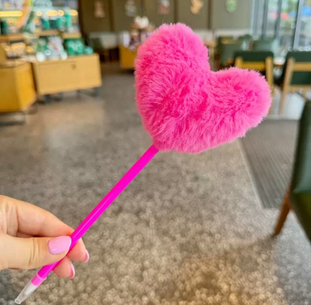 Fluffy Heart Pen